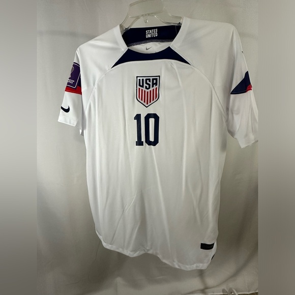 Christian Pulistic #10 USA jersey. NWT. Size XL. Pit to pit approx 22 inches. - Picture 2 of 4